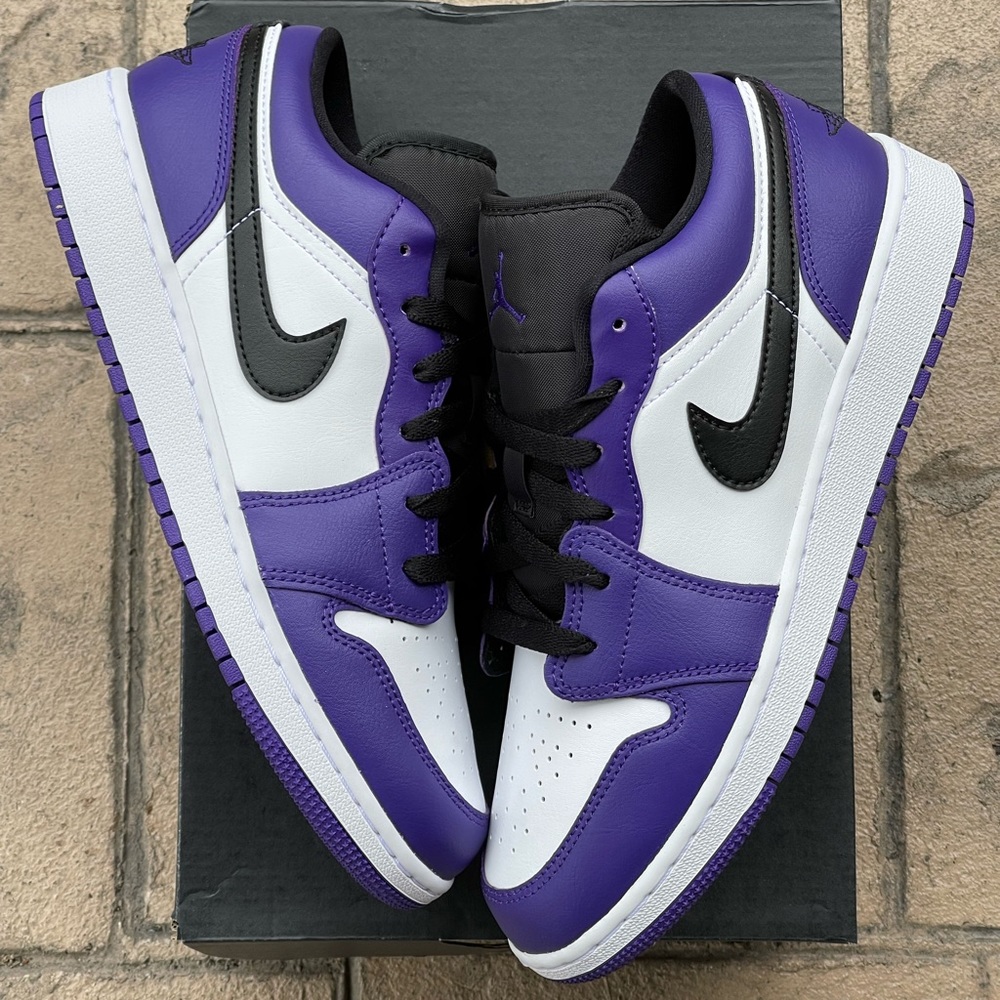 Jordan 1 low court purple size US 7Y